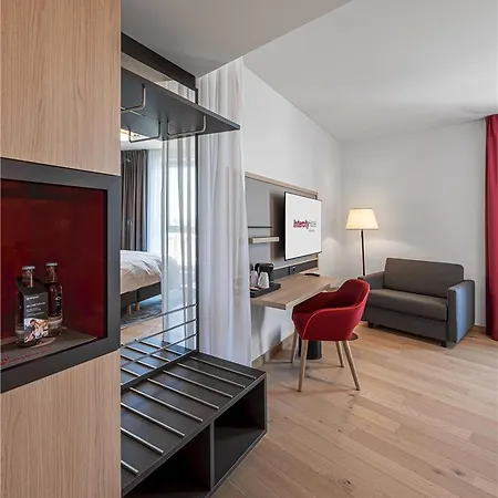 Intercityhotel *